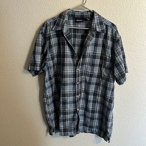 Short sleeve blue plaid dickies, button up